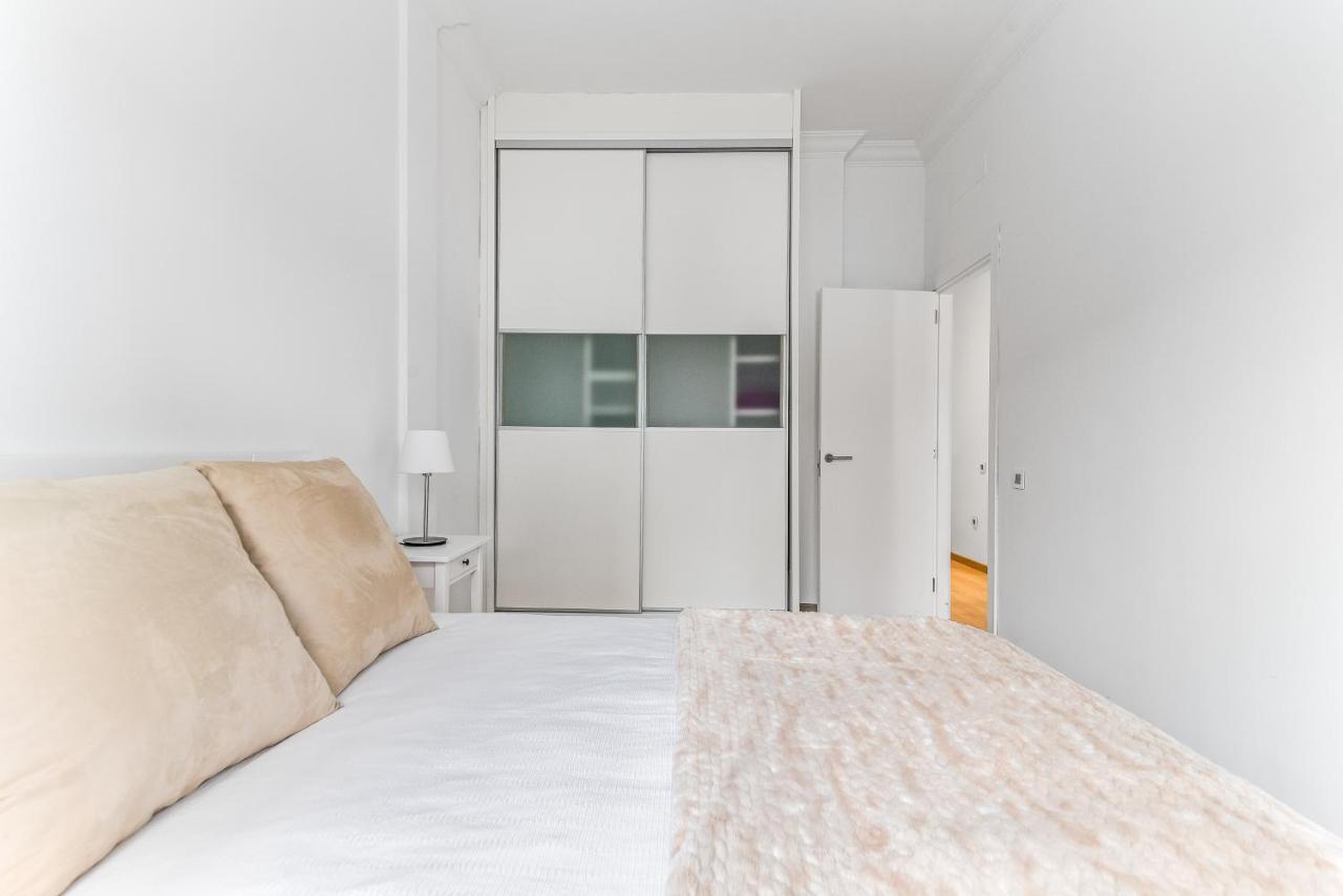 Home2Book Stylish Front Line Las Canteras Beach 라스팔마스 외부 사진