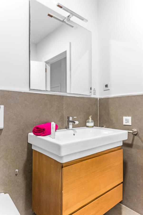 Home2Book Stylish Front Line Las Canteras Beach 라스팔마스 외부 사진